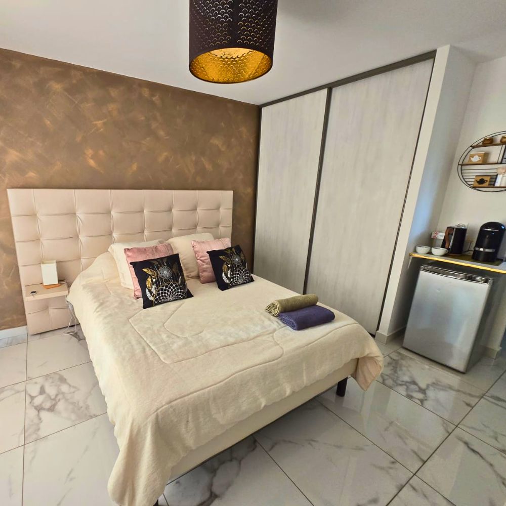 Intérieur Koh Samui Chambre d'hôtes Amoremio à Peypin